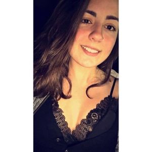 Meet your Posher, Natalie